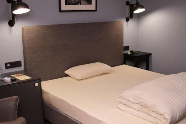 Hotel Henry Dreieich Zewnętrze zdjęcie